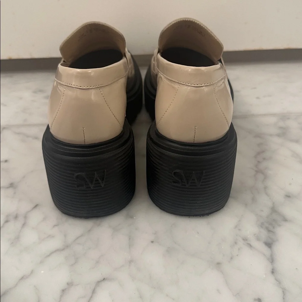 Stuart Weitzman Soho Platform Loafer, Cream Patent, Size 7 - Picture 6 of 8